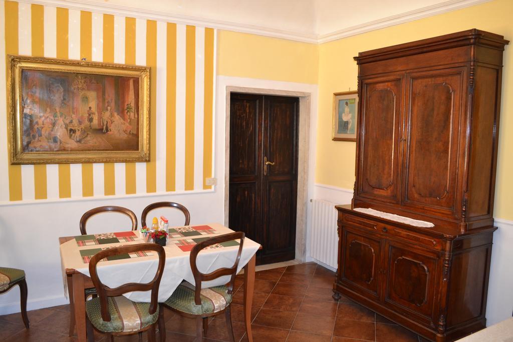 Corte Palazzo Picedi Benettini Sarzana Exterior foto
